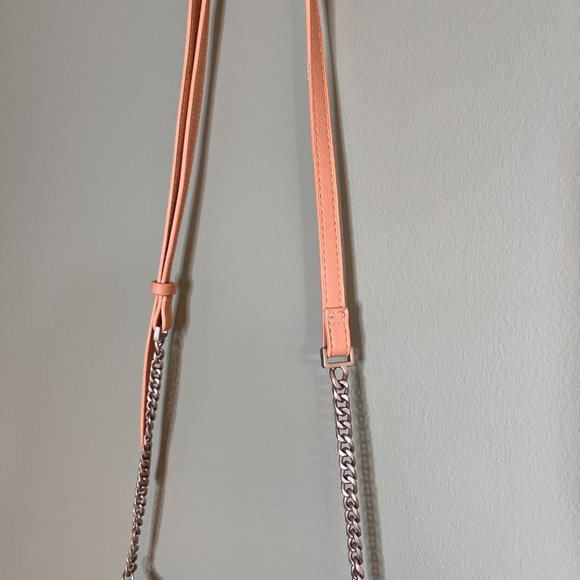 Pixie Mood Across Body Pink Peach with Silver Chain Vegan - Picture 3 of 10